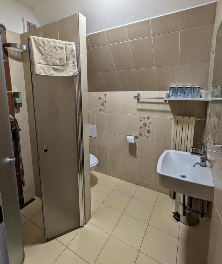 Hotel Alfa Trutnov Εξωτερικό φωτογραφία