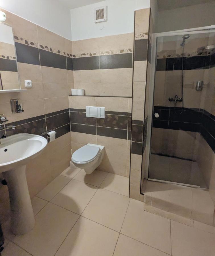 Hotel Alfa Trutnov Εξωτερικό φωτογραφία